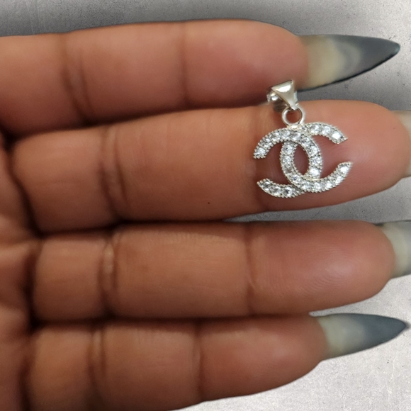 COPY - Chanelc Pendant UP cycled - Picture 3 of 7